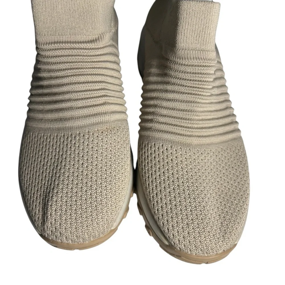 STQ Women’s Air Cushion Walking Shoes Sz 9